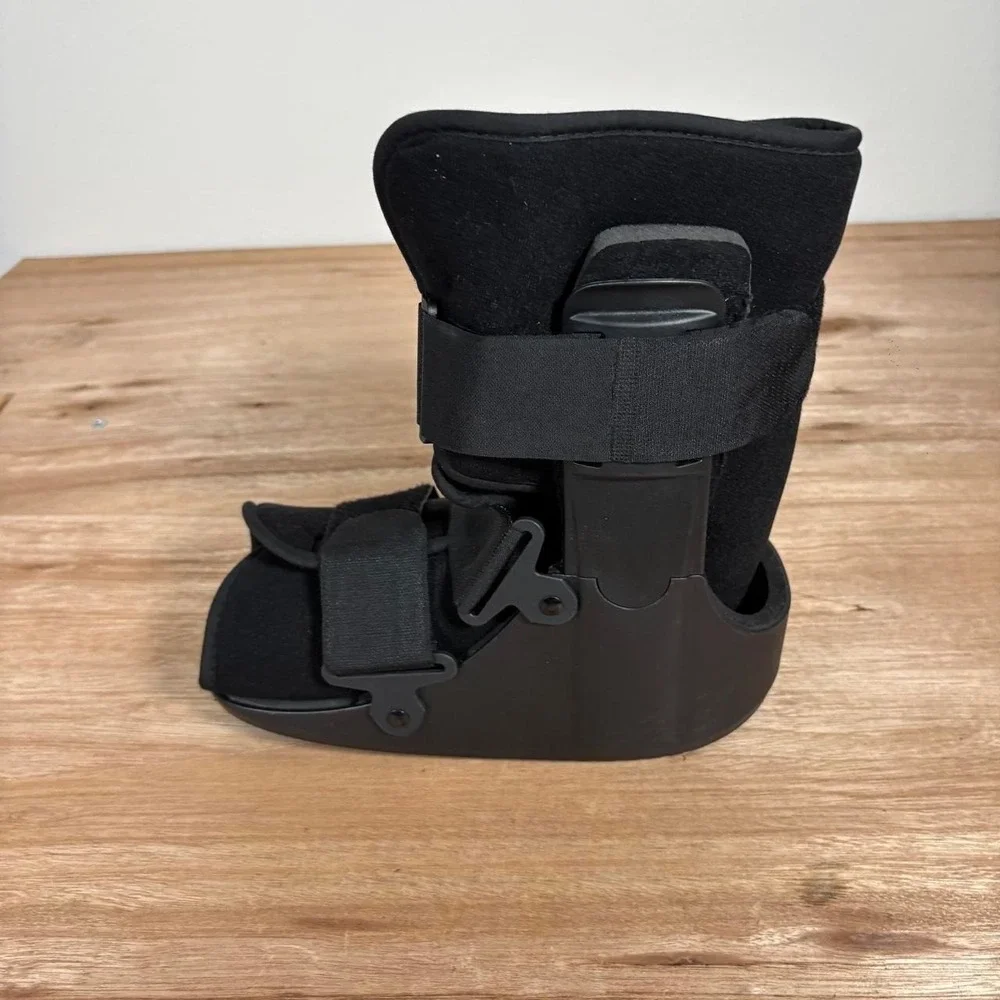 Black Short Medical Walking Boot Orthopedic Fracture Ankle Brace Size Medium